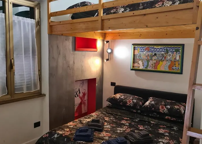 Roma Guest Houses