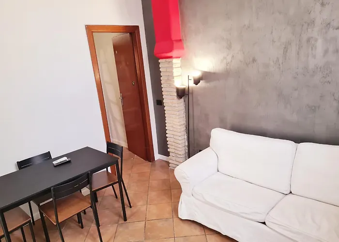 Roma Guest Houses *