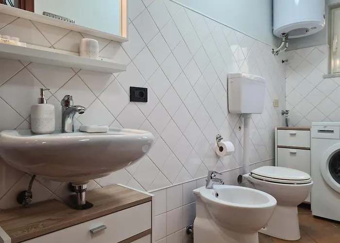 Roma Guest Houses *
